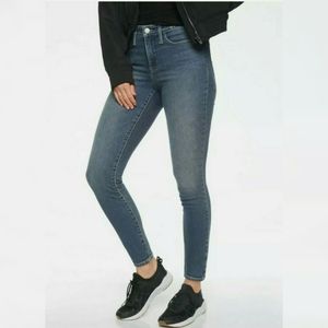 Athleta Sculptek Athletic Fit Skinny Jeans in Azure Wash sz 10